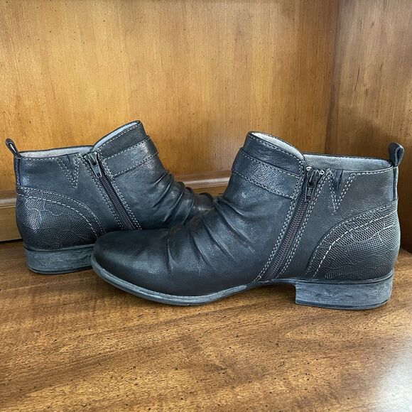 Earth Avani Buckeye Leather Ankle Boots Black Zipper Low Heel Bootie Womens 11 M - Picture 5 of 11